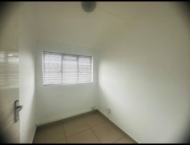 999M² OFFICE FOR SALE IN PARKDENE